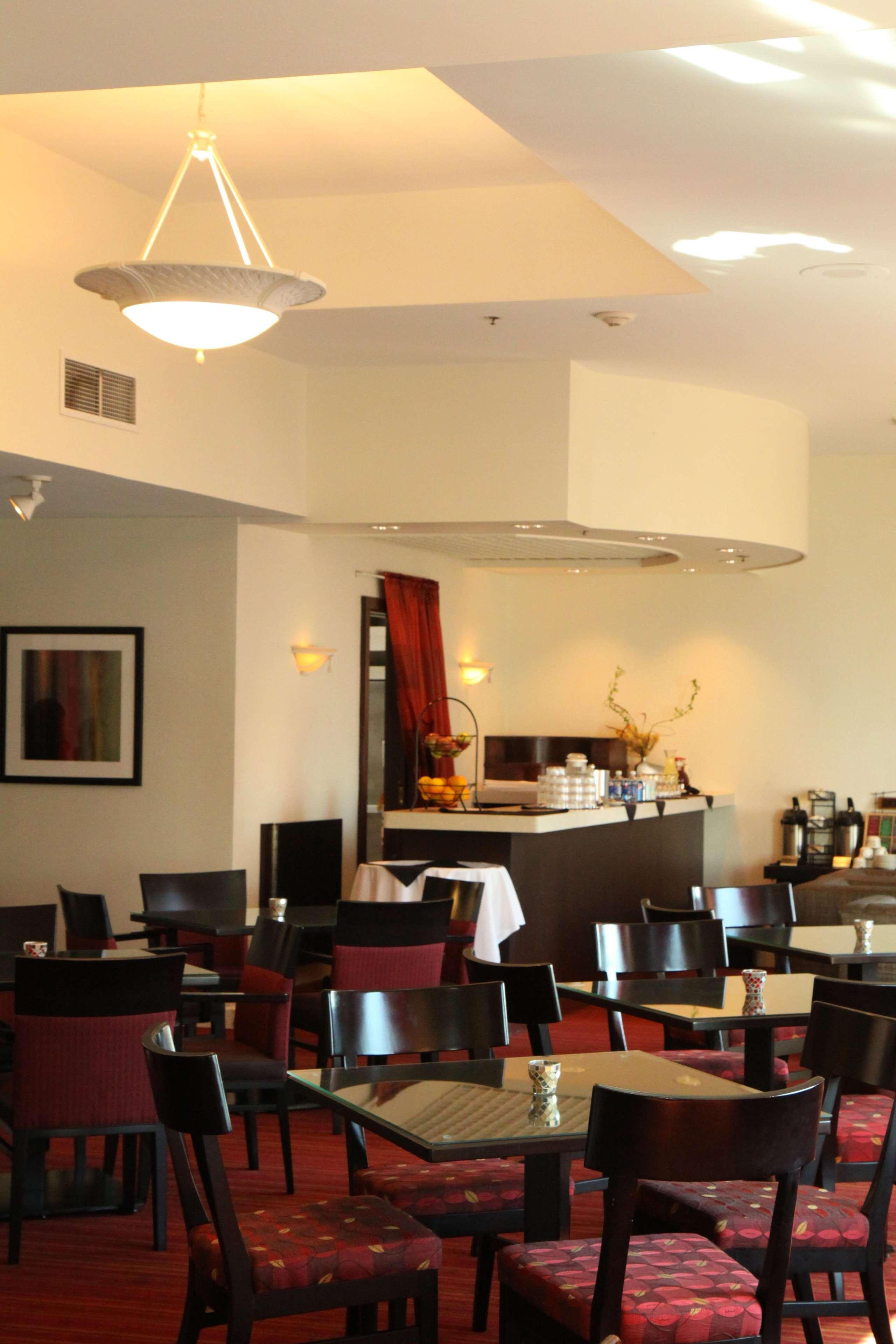 Doubletree By Hilton Rochester - Mayo Clinic Area Ресторан фото